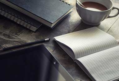 英超伯恩利高层承认曾想引进王钰栋，结果转会费太高，未能如愿